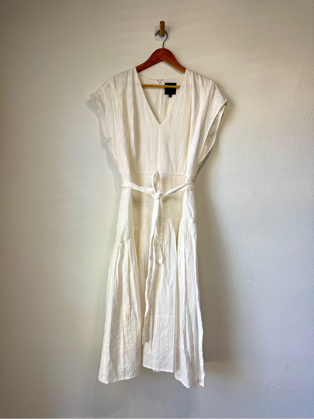 Alex Marie White Textured Fit & Flare Dress Size 14 - Picture 7 of 7